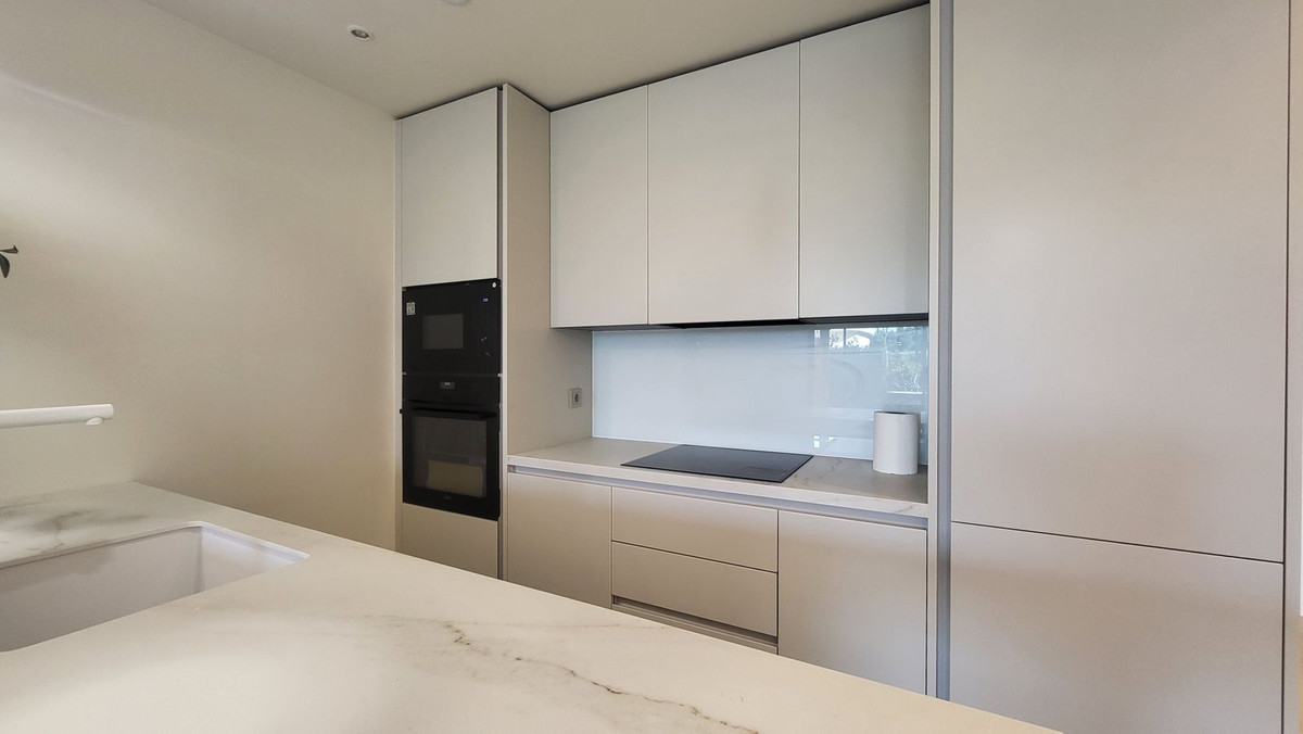 2 Bed Apartment for sale in Higueron Costa Del Sol, Málaga, Spain