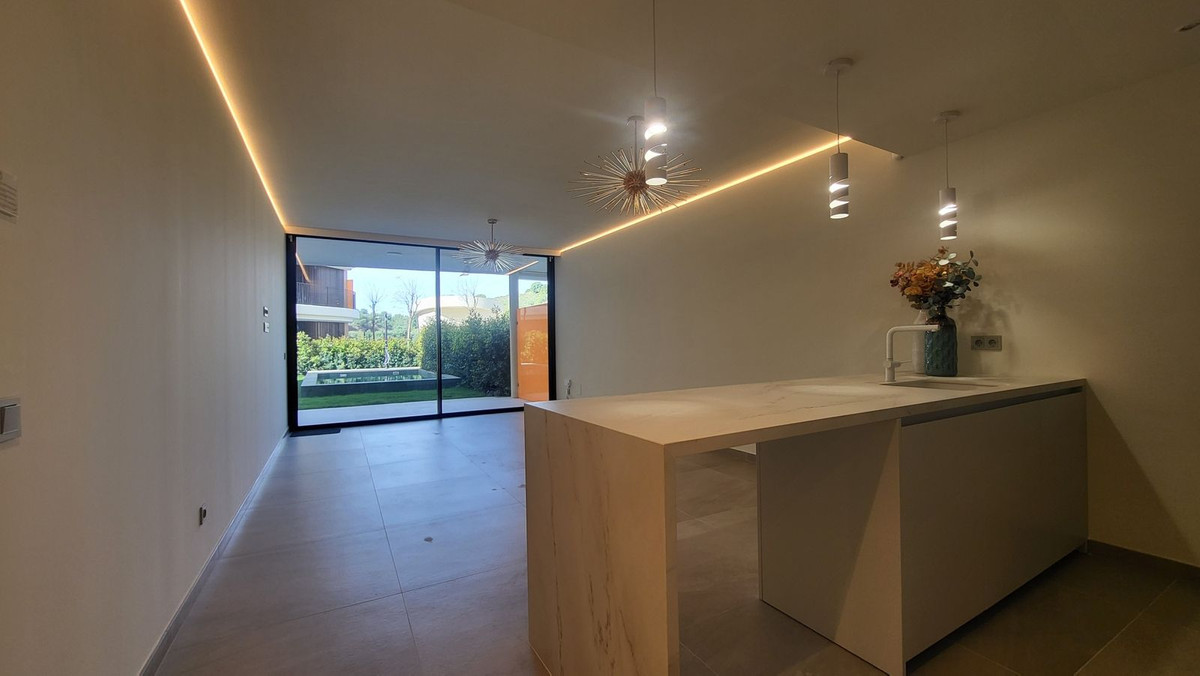 2 Bed Apartment for sale in Higueron Costa Del Sol, Málaga, Spain