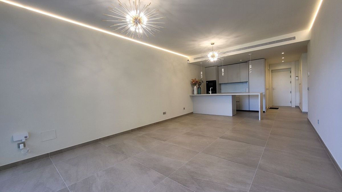 2 Bed Apartment for sale in Higueron Costa Del Sol, Málaga, Spain