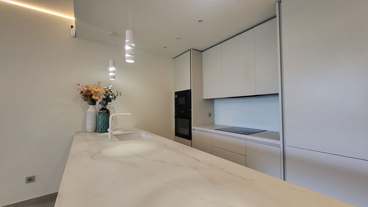 2 Bed Apartment for sale in Higueron Costa Del Sol, Málaga, Spain