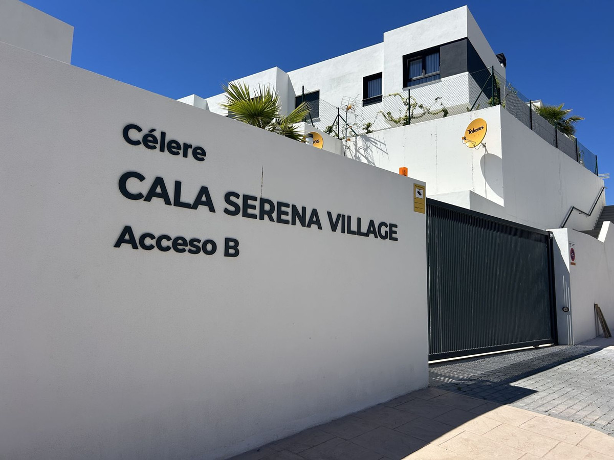 4 Bed Townhouse for sale in La Cala De Mijas Costa Del Sol, Málaga, Spain