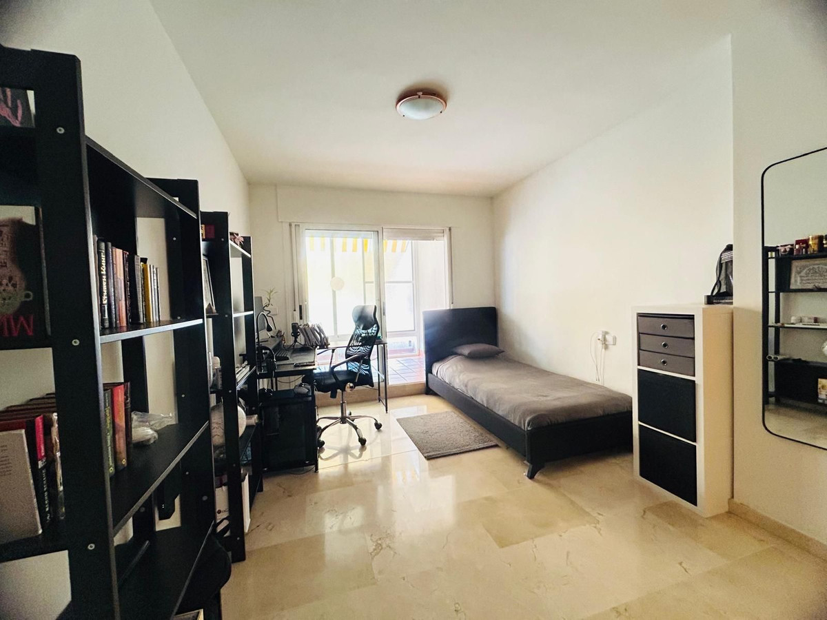 Se vende Apartamento en Planta Última de 3 dormitorios en Costa Del Sol, Málaga, España