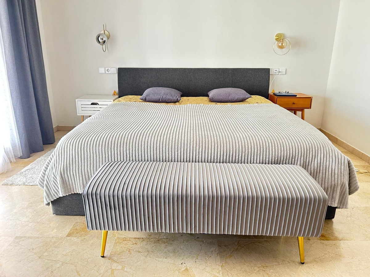 Se vende Apartamento en Planta Última de 3 dormitorios en Costa Del Sol, Málaga, España