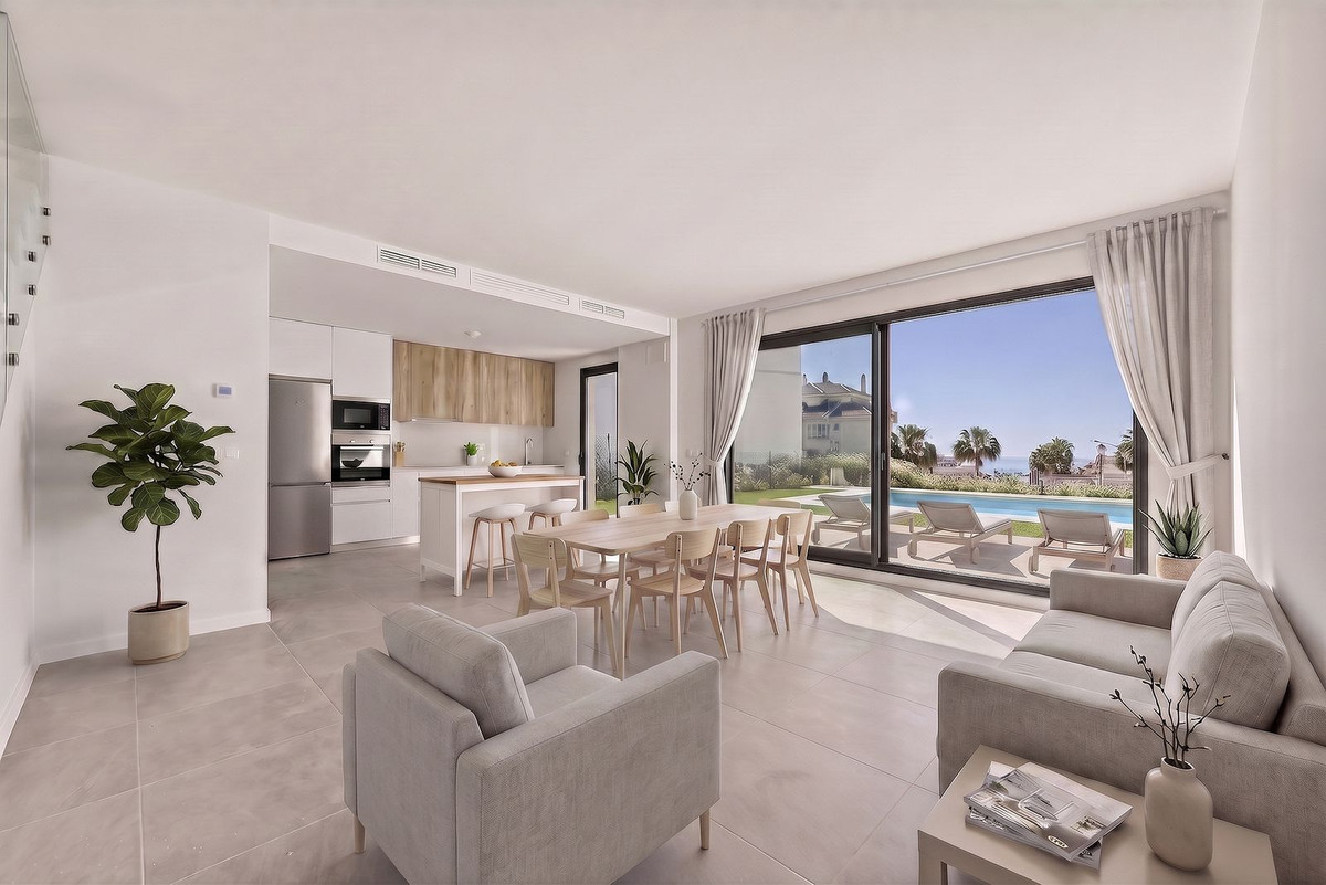 3 Bed Townhouse for sale in Mijas Costa Costa Del Sol, Málaga, Spain