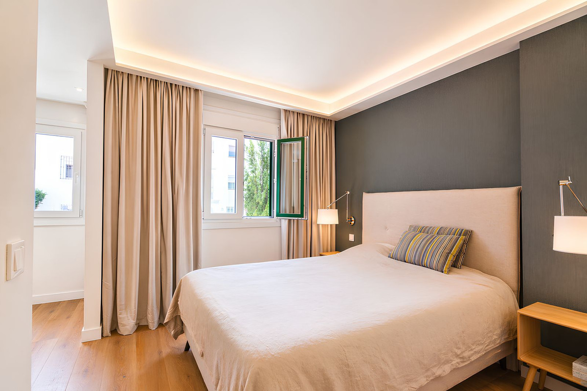 3 Bed Apartment for sale in Torreblanca Costa Del Sol, Málaga, Spain