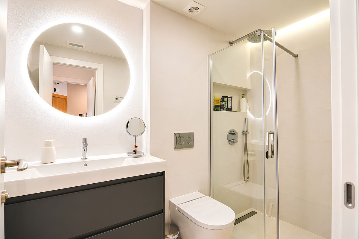 3 Bed Apartment for sale in Torreblanca Costa Del Sol, Málaga, Spain
