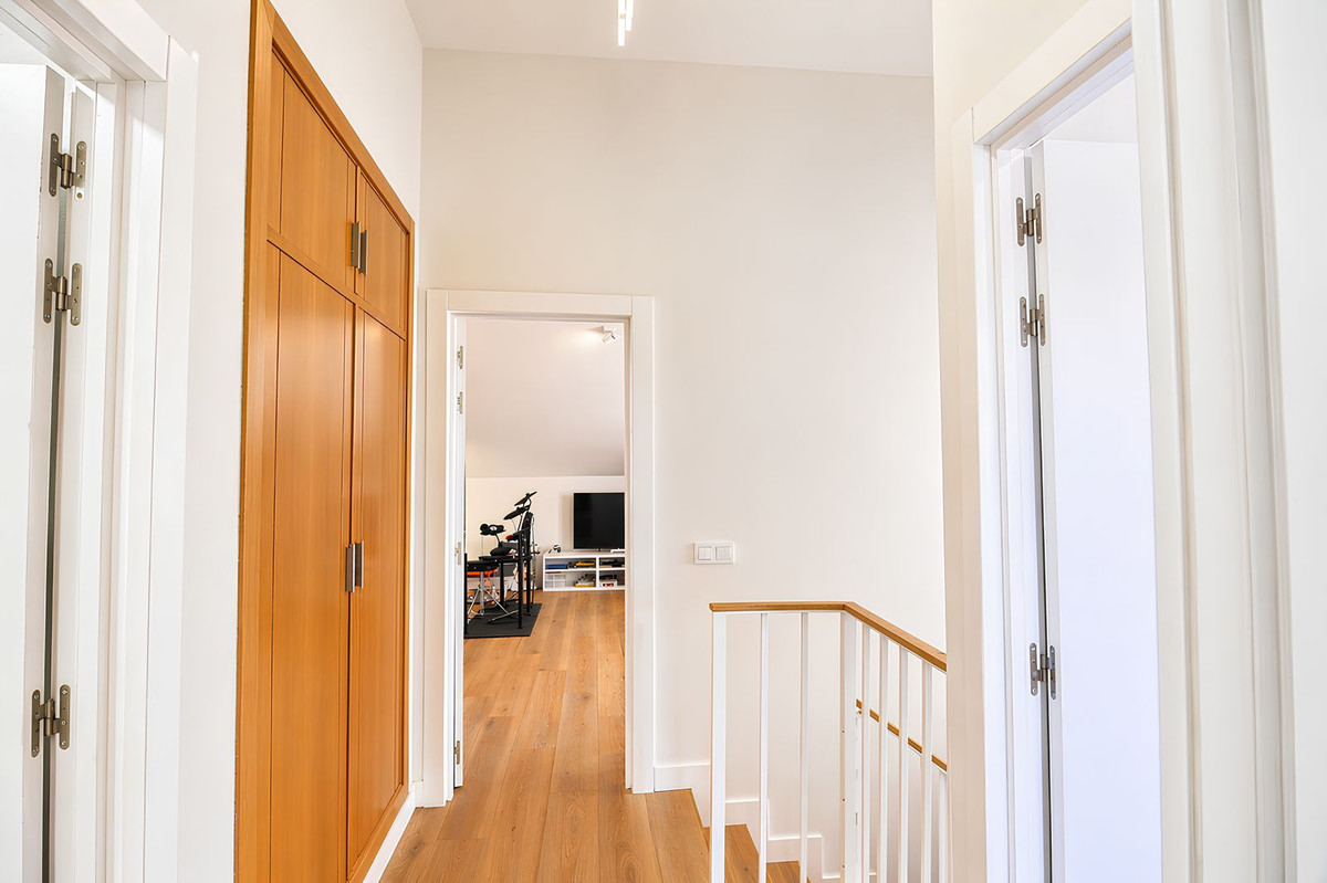 3 Bed Apartment for sale in Torreblanca Costa Del Sol, Málaga, Spain