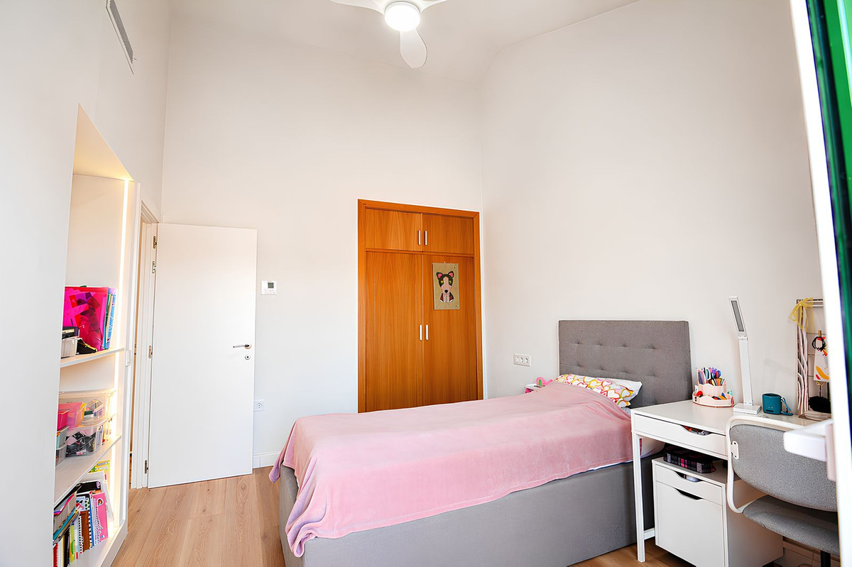 3 Bed Apartment for sale in Torreblanca Costa Del Sol, Málaga, Spain