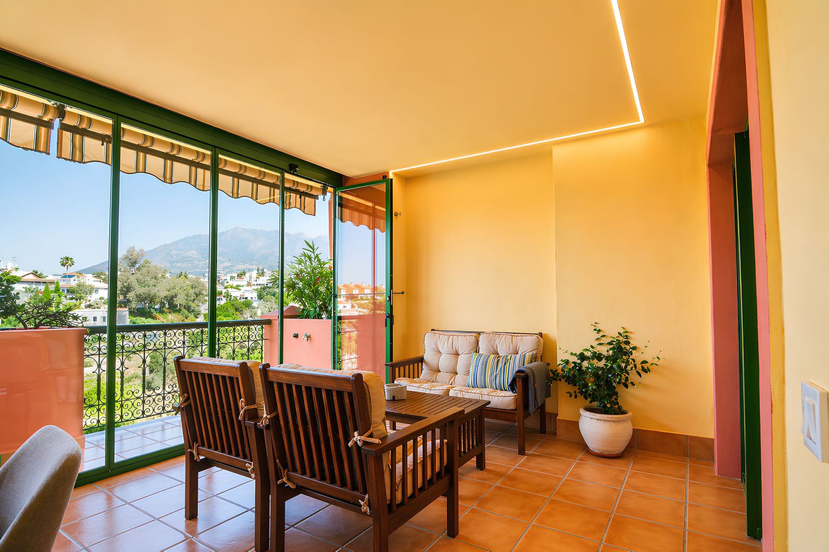 3 Bed Apartment for sale in Torreblanca Costa Del Sol, Málaga, Spain