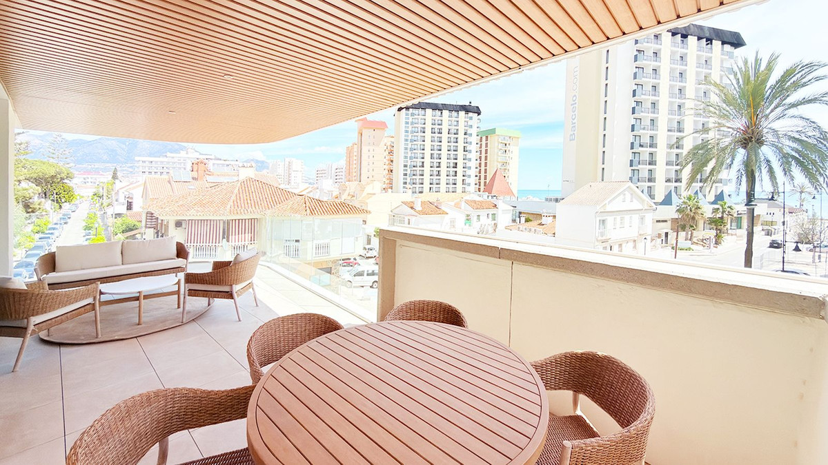 Se vende Apartamento Planta Media de 2 dormitorios en Costa Del Sol, Málaga, España