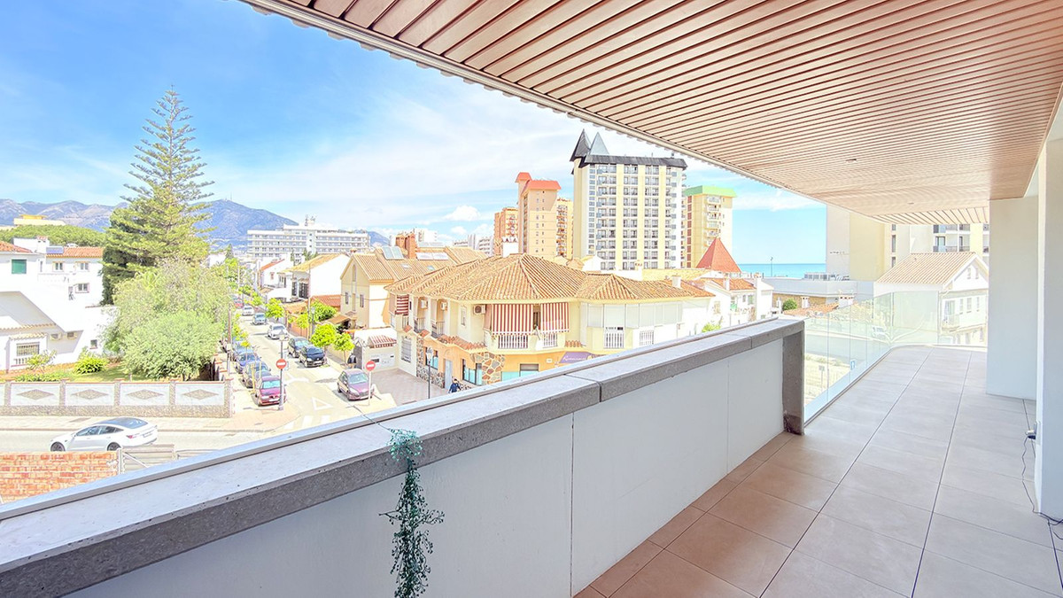 Se vende Apartamento Planta Media de 2 dormitorios en Costa Del Sol, Málaga, España