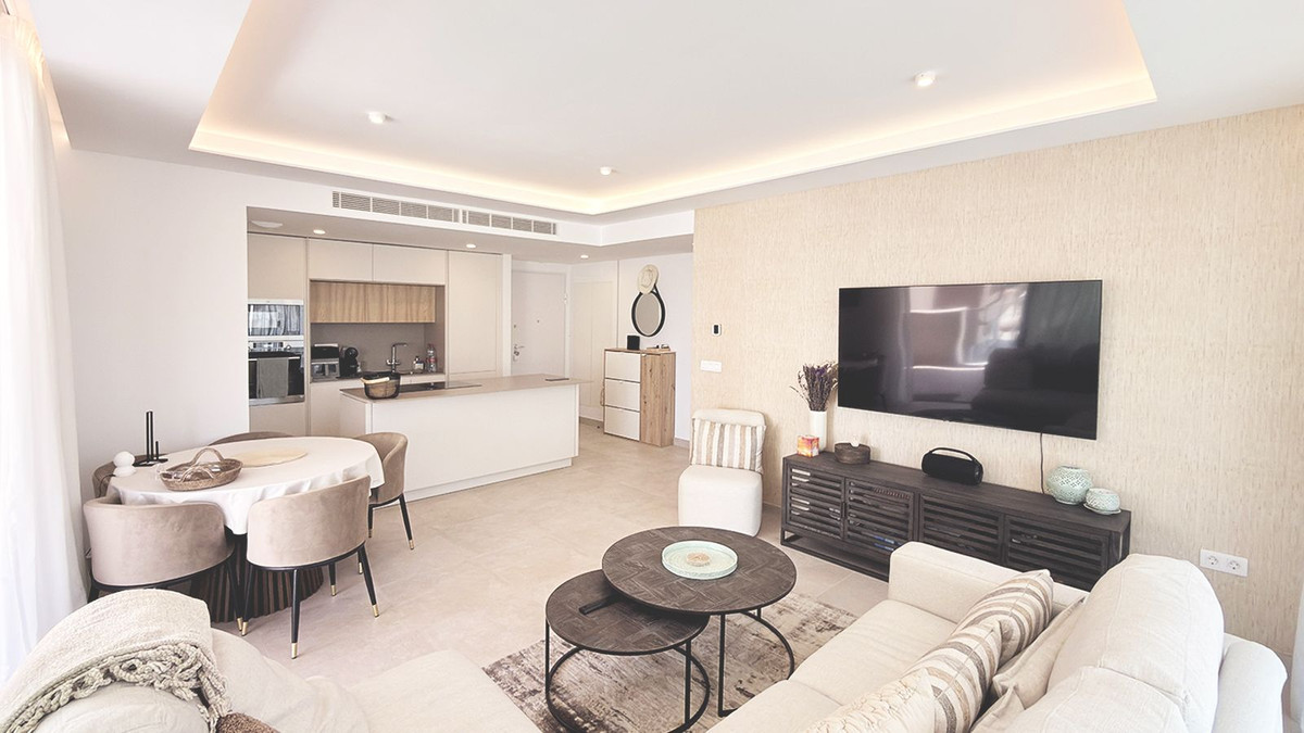 Se vende Apartamento Planta Media de 2 dormitorios en Costa Del Sol, Málaga, España