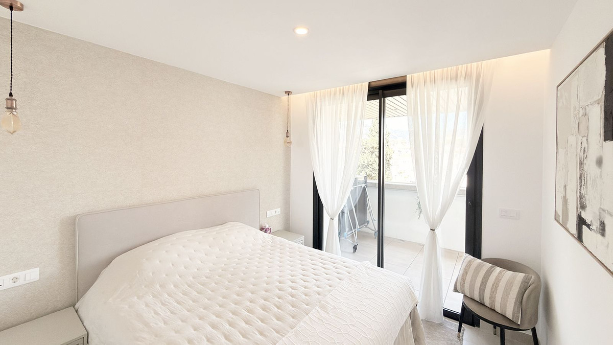 Se vende Apartamento Planta Media de 2 dormitorios en Costa Del Sol, Málaga, España