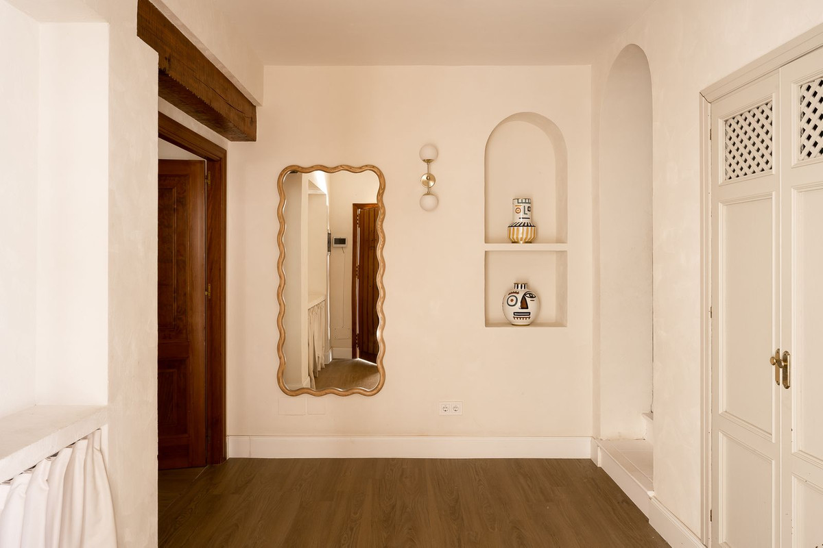 7 Bed Townhouse for sale in El Rosario Costa Del Sol, Málaga, Spain