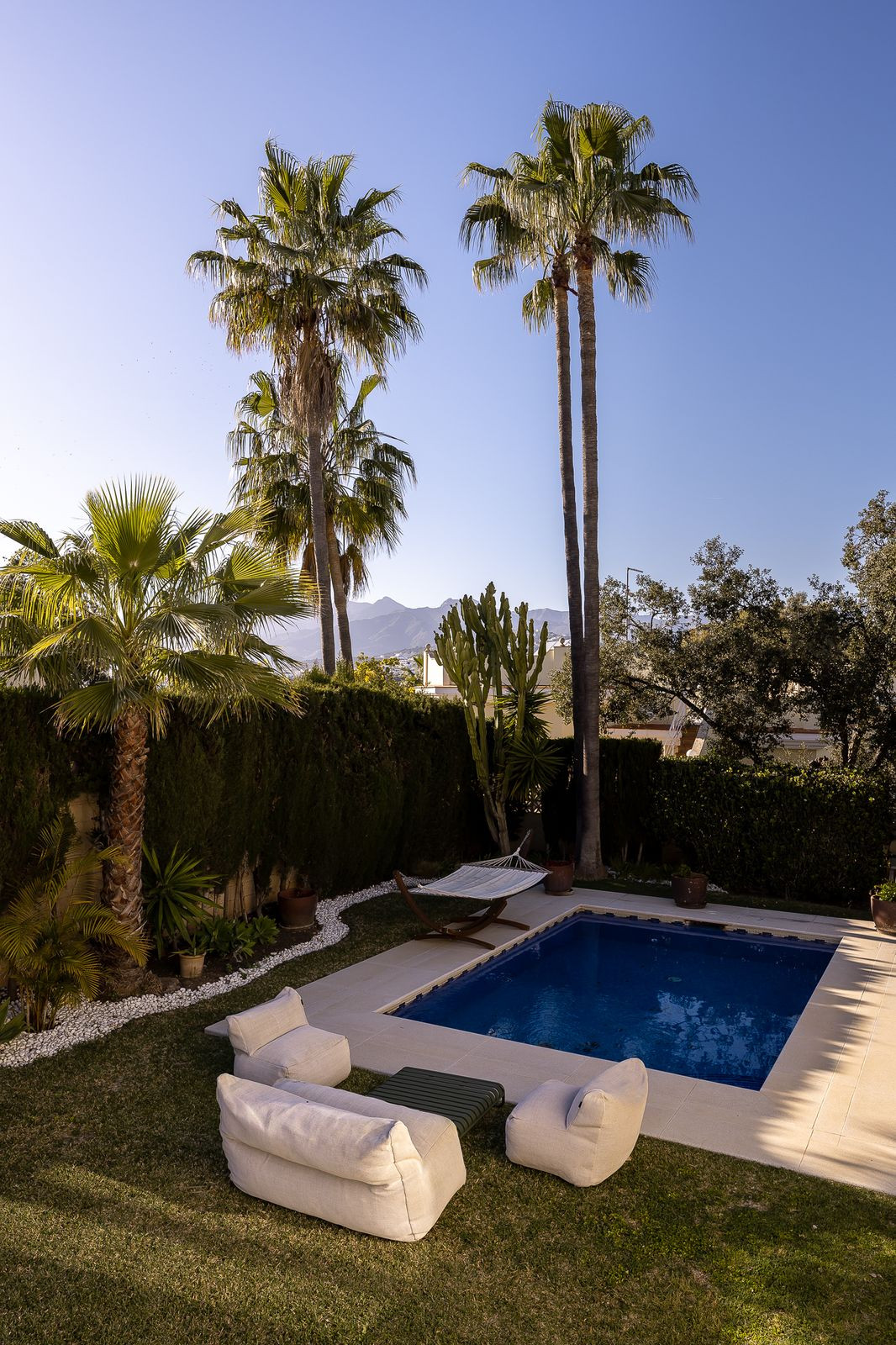 7 Bed Townhouse for sale in El Rosario Costa Del Sol, Málaga, Spain