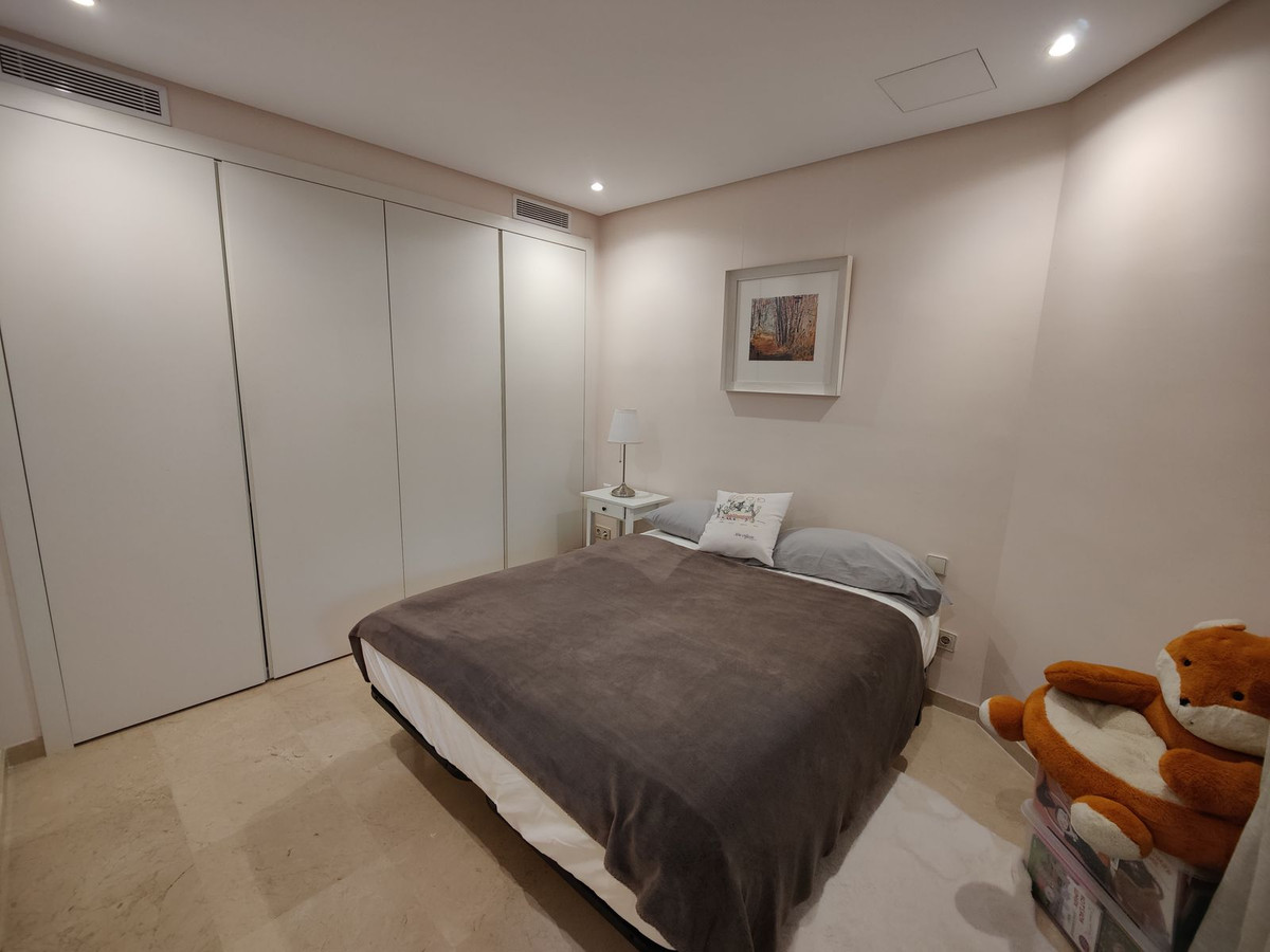 3 Bed Apartment for sale in Puerto Banús Costa Del Sol, Málaga, Spain