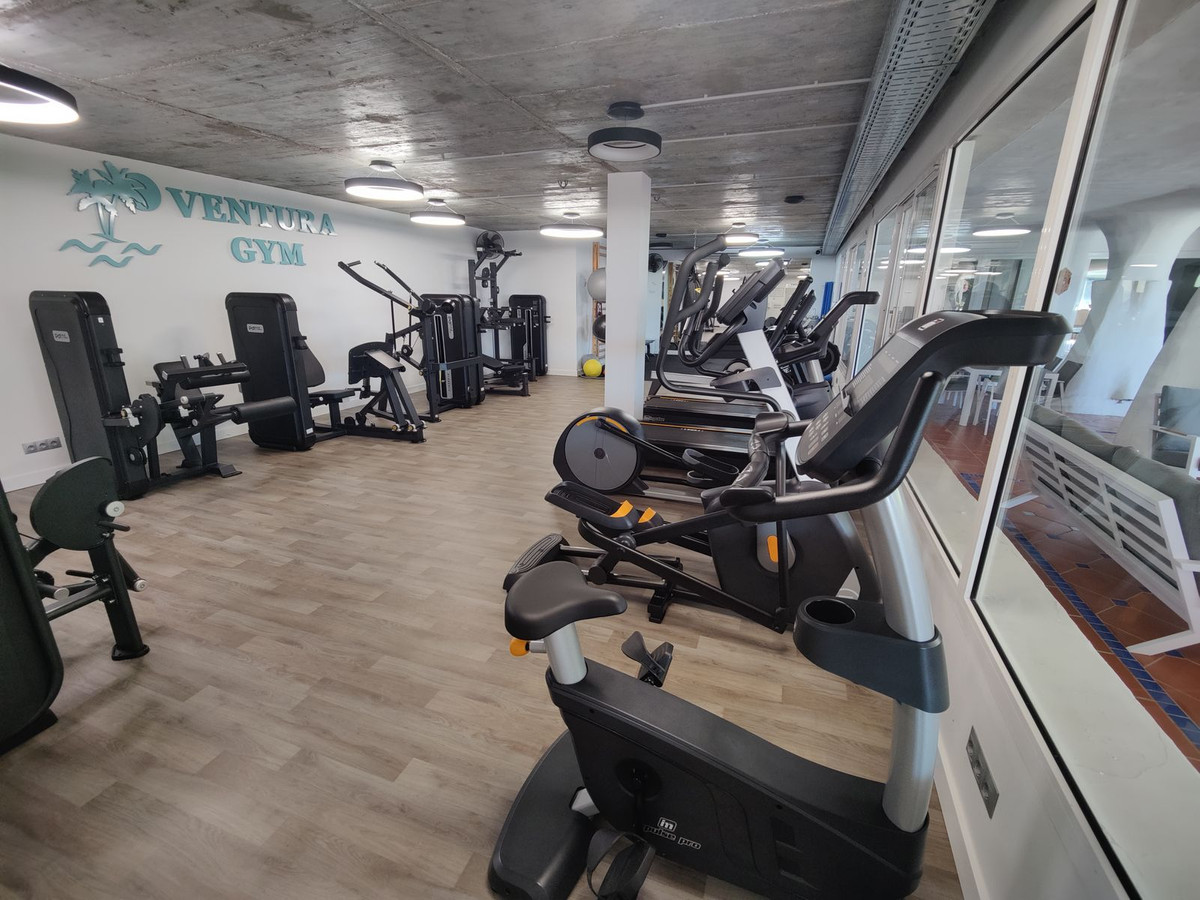 3 Bed Apartment for sale in Puerto Banús Costa Del Sol, Málaga, Spain