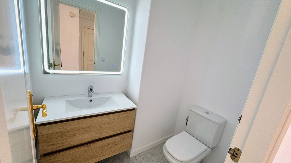 Se vende Apartamento Planta Baja de 2 dormitorios en Costa Blanca, Alicante, España