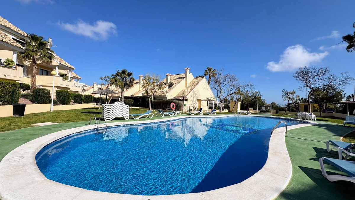 Se vende Apartamento Planta Baja de 2 dormitorios en Costa Blanca, Alicante, España