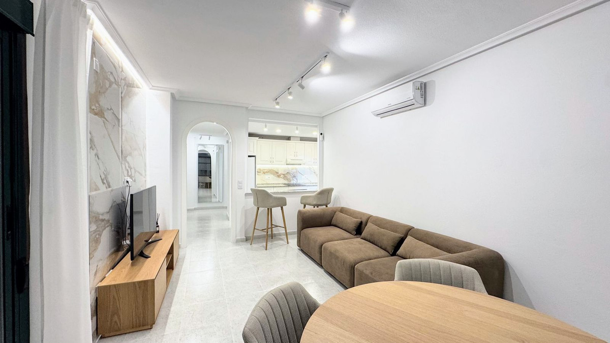 Se vende Apartamento Planta Baja de 2 dormitorios en Costa Blanca, Alicante, España