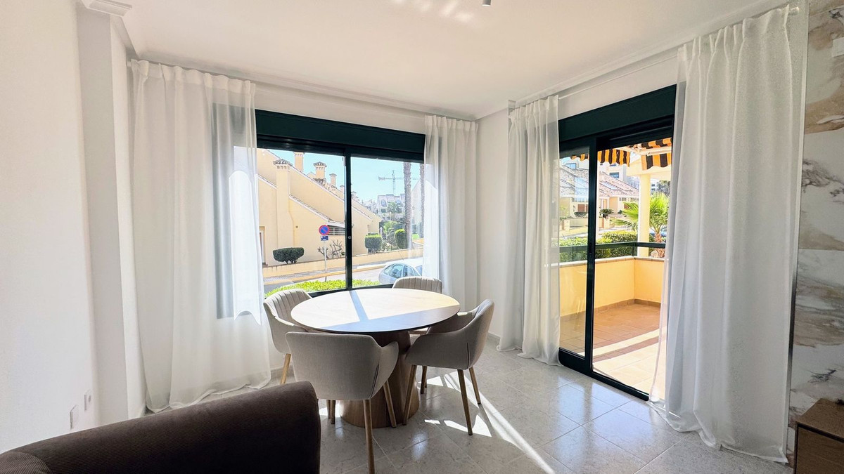 Se vende Apartamento Planta Baja de 2 dormitorios en Costa Blanca, Alicante, España