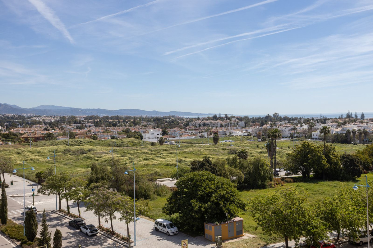 3 Bed Apartment for sale in San Pedro De Alcántara Costa Del Sol, Málaga, Spain