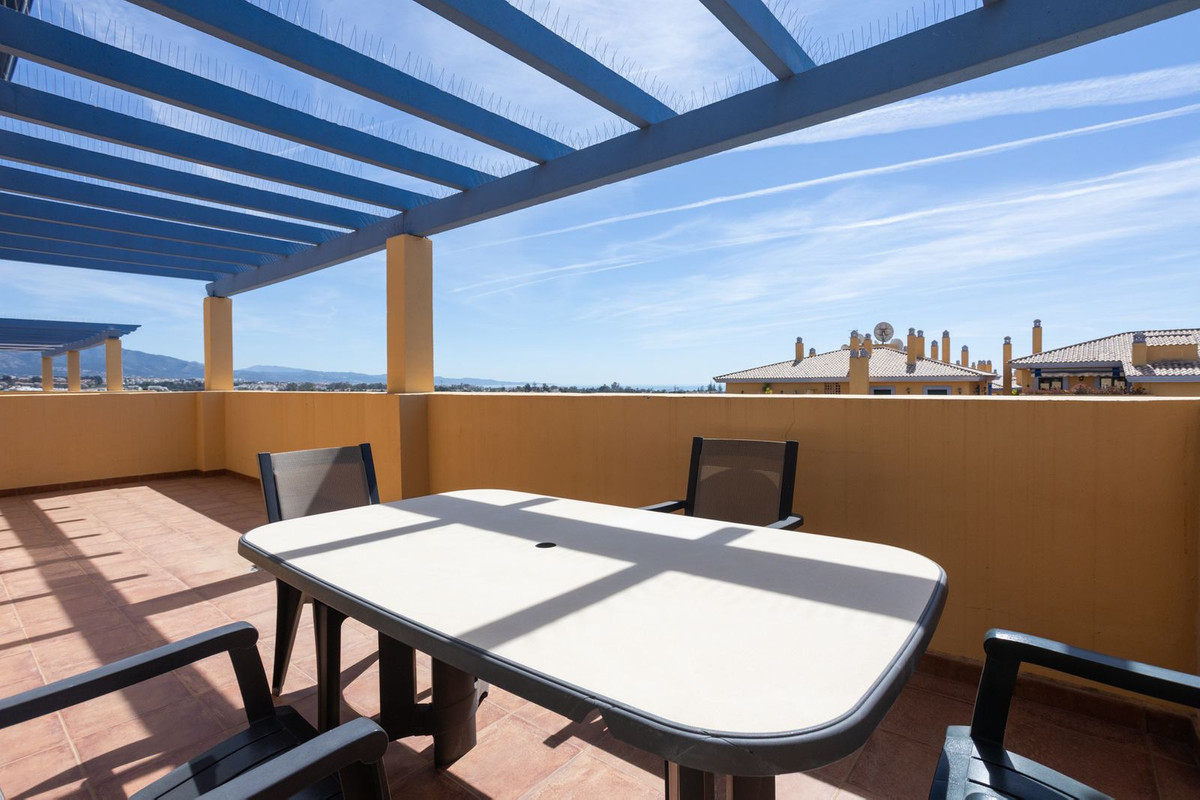 3 Bed Apartment for sale in San Pedro De Alcántara Costa Del Sol, Málaga, Spain