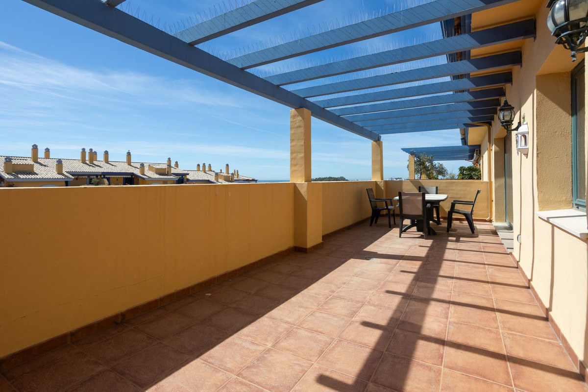 3 Bed Apartment for sale in San Pedro De Alcántara Costa Del Sol, Málaga, Spain