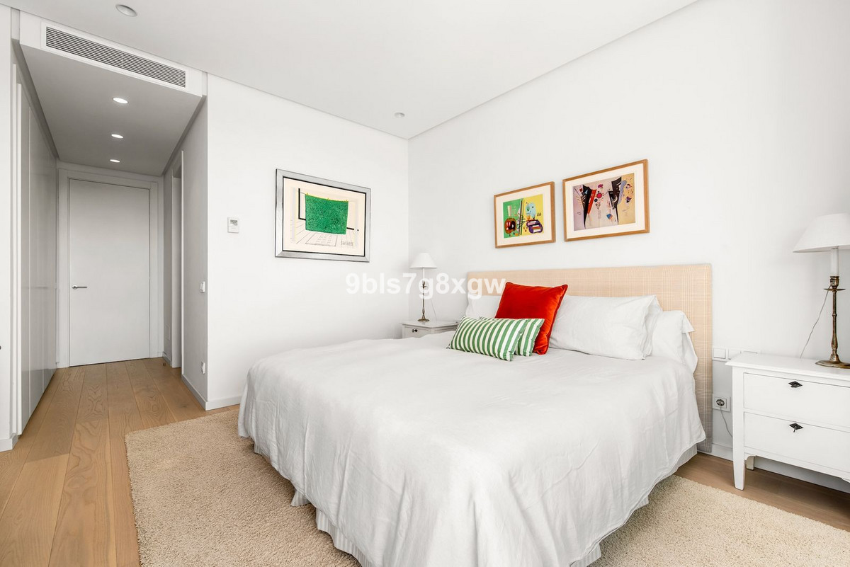 Se vende Apartamento Planta Baja de 3 dormitorios en Costa Del Sol, Málaga, España