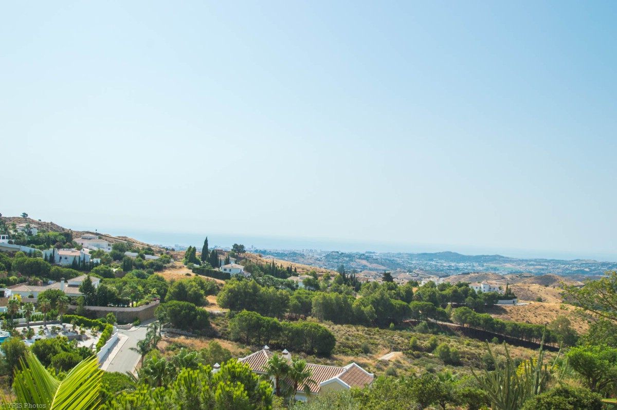 4 Bed Townhouse for sale in Valtocado Costa Del Sol, Málaga, Spain