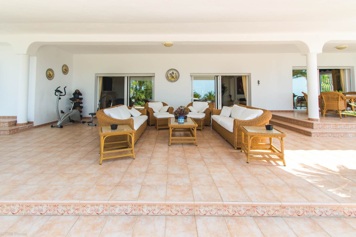 4 Bed Townhouse for sale in Valtocado Costa Del Sol, Málaga, Spain