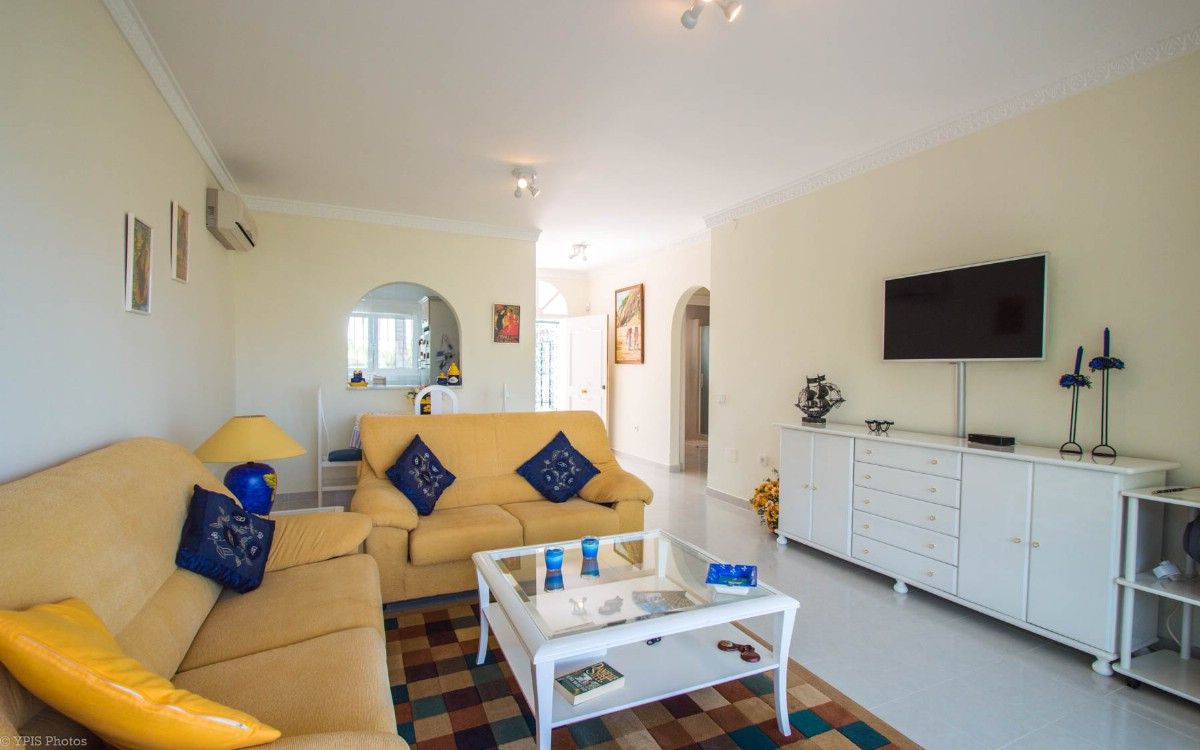 4 Bed Townhouse for sale in Valtocado Costa Del Sol, Málaga, Spain