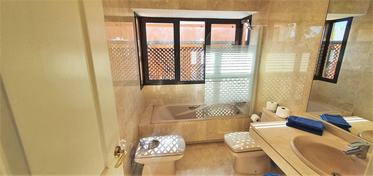 2 Bed Townhouse for sale in Bahía De Marbella Costa Del Sol, Málaga, Spain