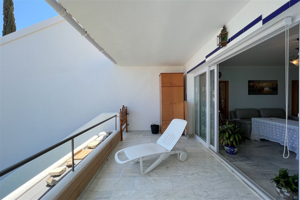 4 Bed Townhouse for sale in Calahonda Costa Del Sol, Málaga, Spain
