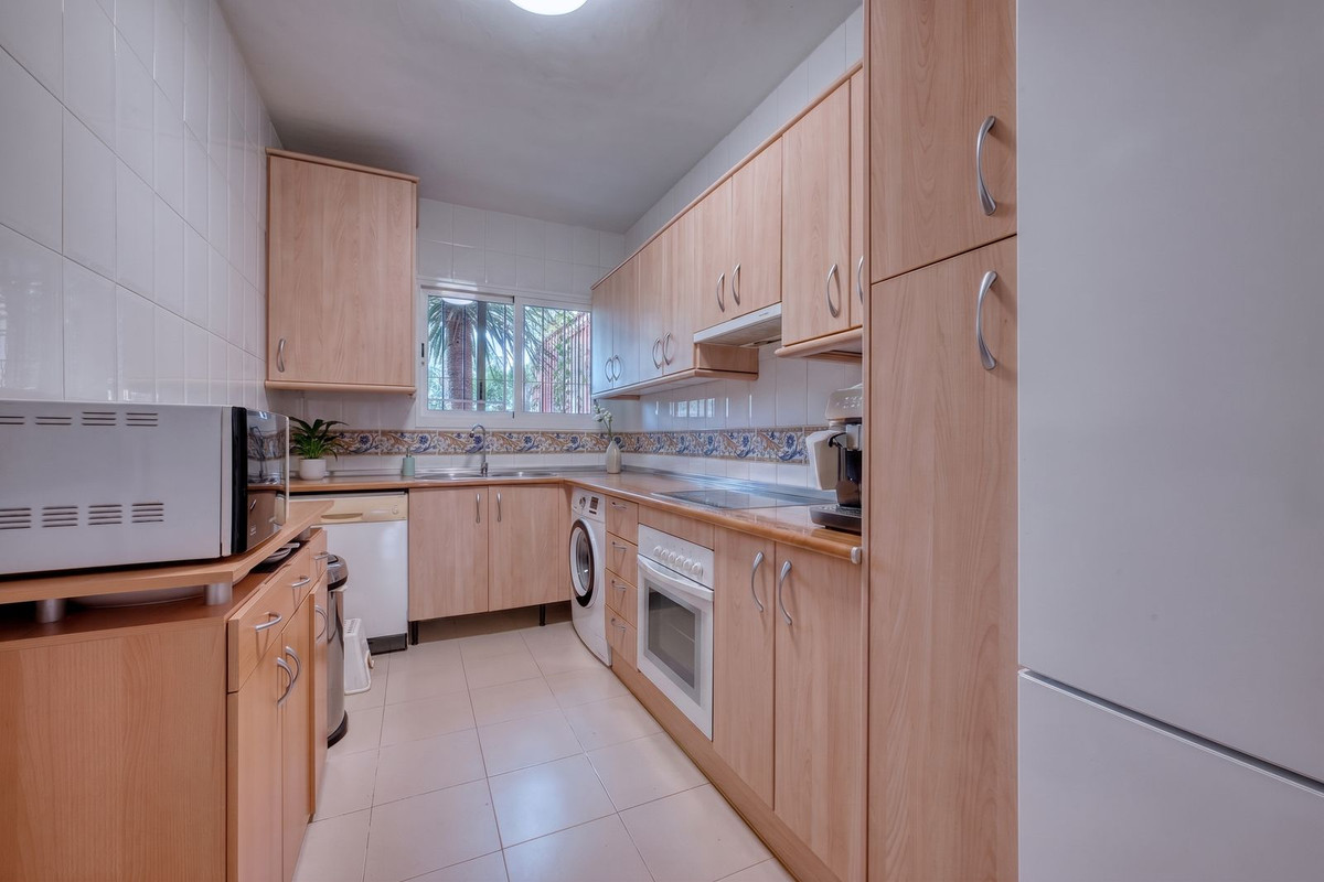 2 Bed Apartment for sale in Reserva De Marbella Costa Del Sol, Málaga, Spain