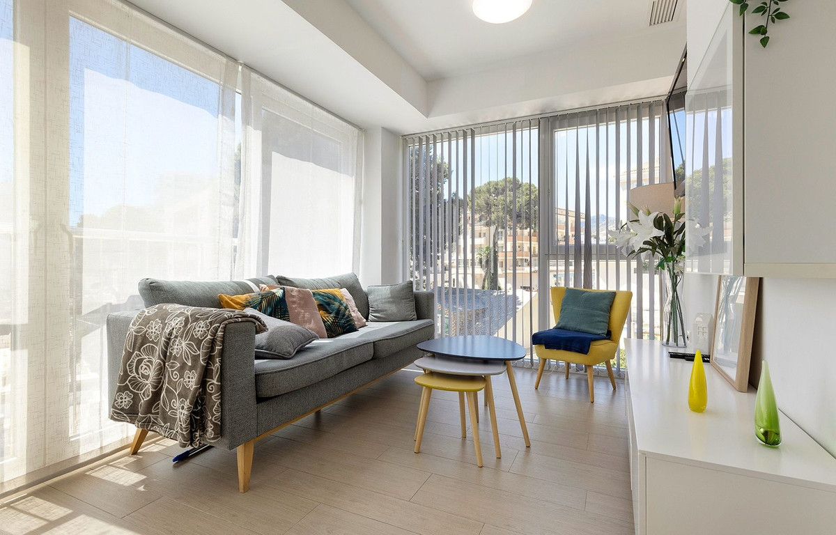 Se vende Apartamento Planta Media de 2 dormitorios en Costa Del Sol, Málaga, España