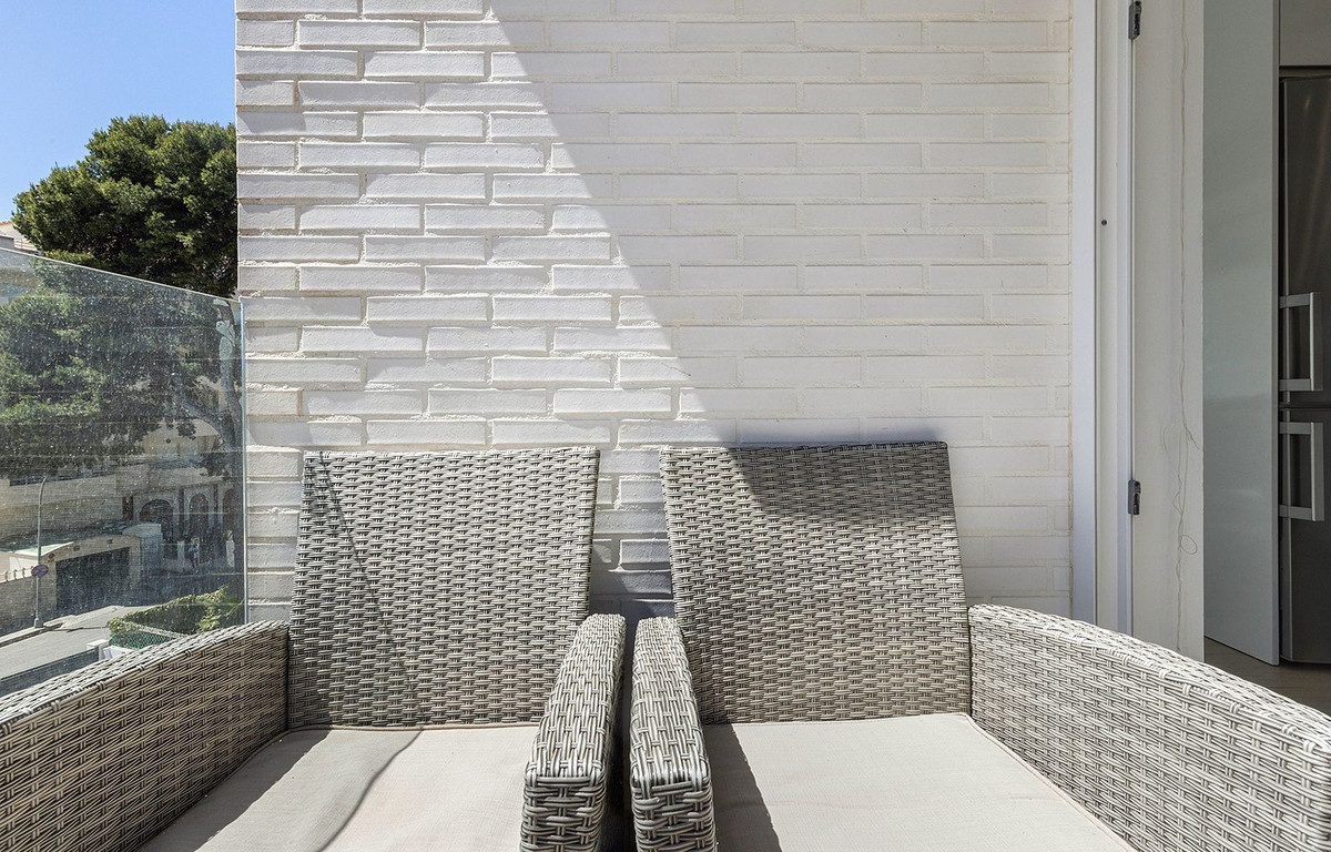 Se vende Apartamento Planta Media de 2 dormitorios en Costa Del Sol, Málaga, España