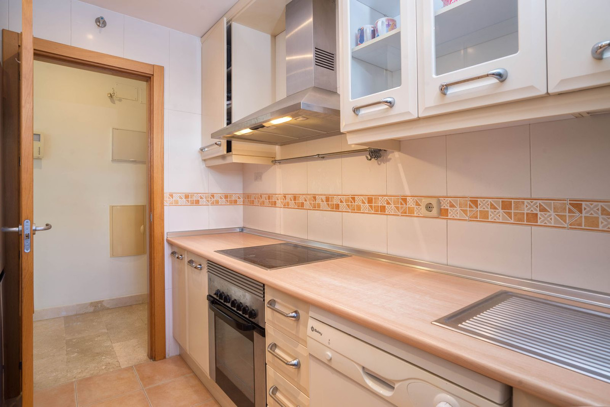 2 Bed Apartment for sale in Marbesa Costa Del Sol, Málaga, Spain