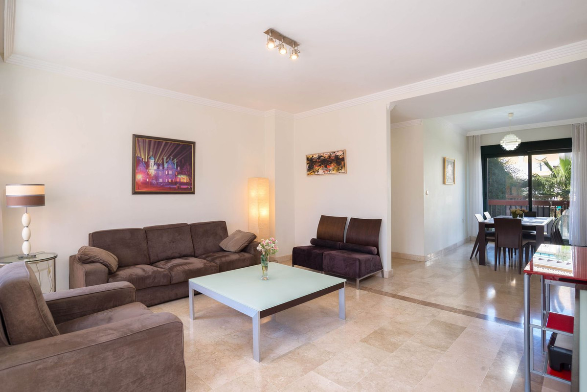 2 Bed Apartment for sale in Marbesa Costa Del Sol, Málaga, Spain