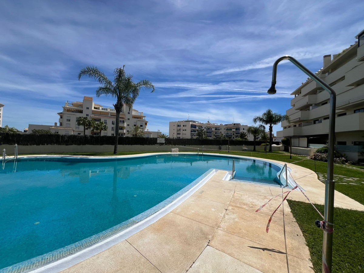 3 Bed Apartment for sale in Estepona Costa Del Sol, Málaga, Spain