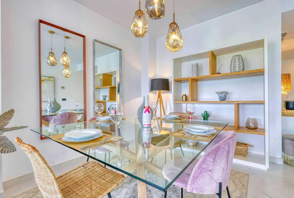 2 Bed Apartment for sale in Estepona Costa Del Sol, Málaga, Spain
