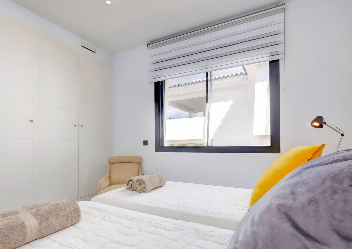 2 Bed Apartment for sale in Estepona Costa Del Sol, Málaga, Spain