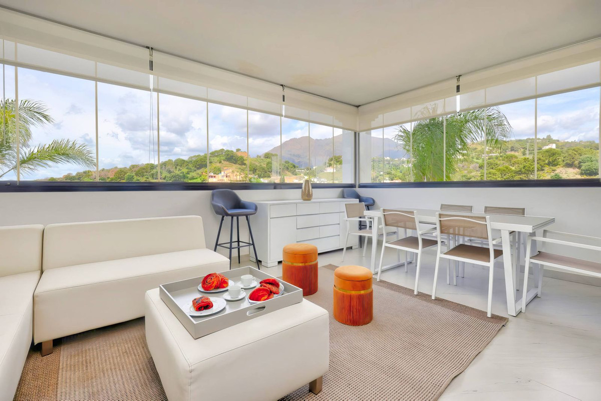 2 Bed Apartment for sale in Estepona Costa Del Sol, Málaga, Spain
