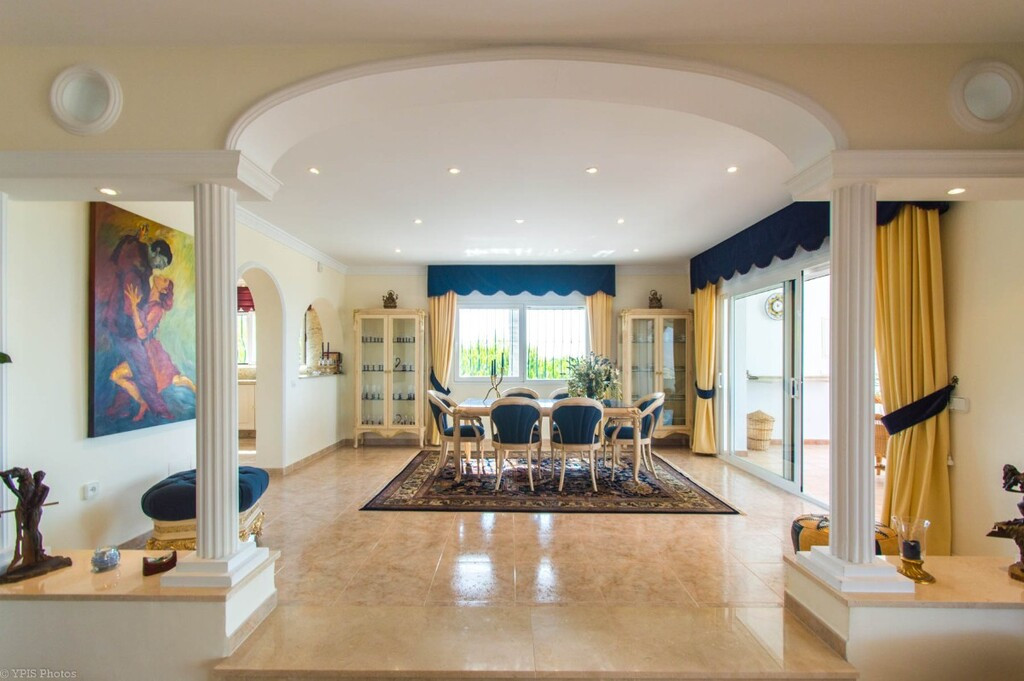 4 Bed Townhouse for sale in Valtocado Costa Del Sol, Málaga, Spain