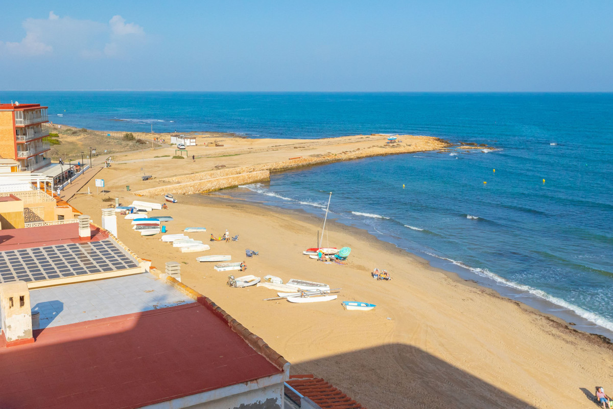 Se vende Apartamento Planta Media de 3 dormitorios en Costa Blanca, Alicante, España