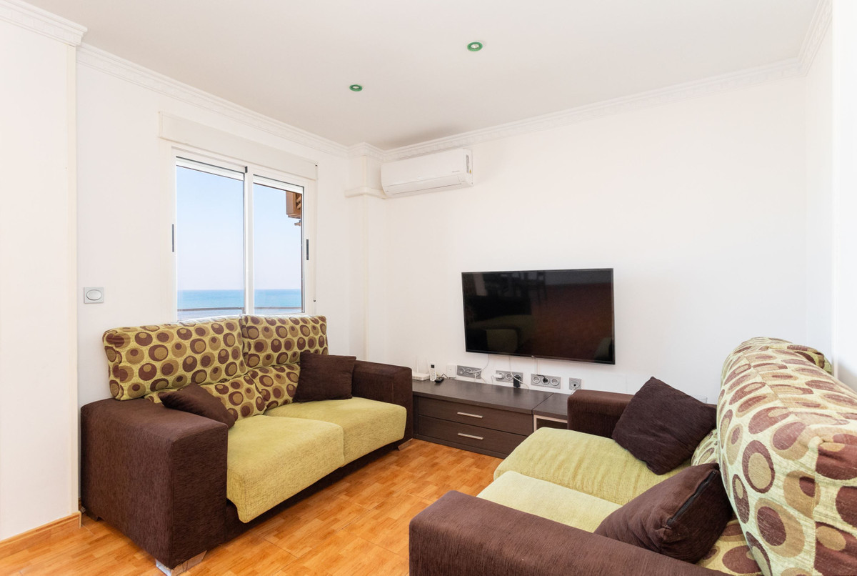 Se vende Apartamento Planta Media de 3 dormitorios en Costa Blanca, Alicante, España