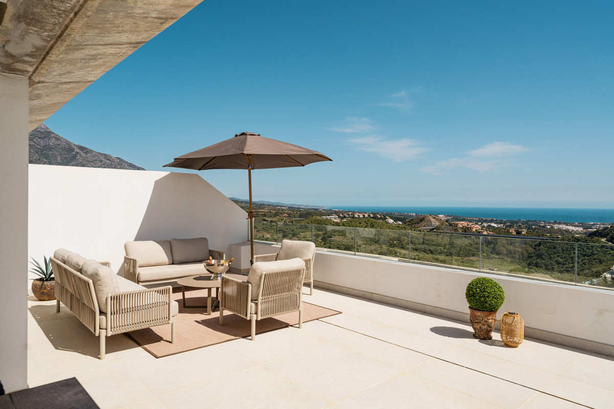 3 Bed Apartment for sale in Benahavís Costa Del Sol, Málaga, Spain