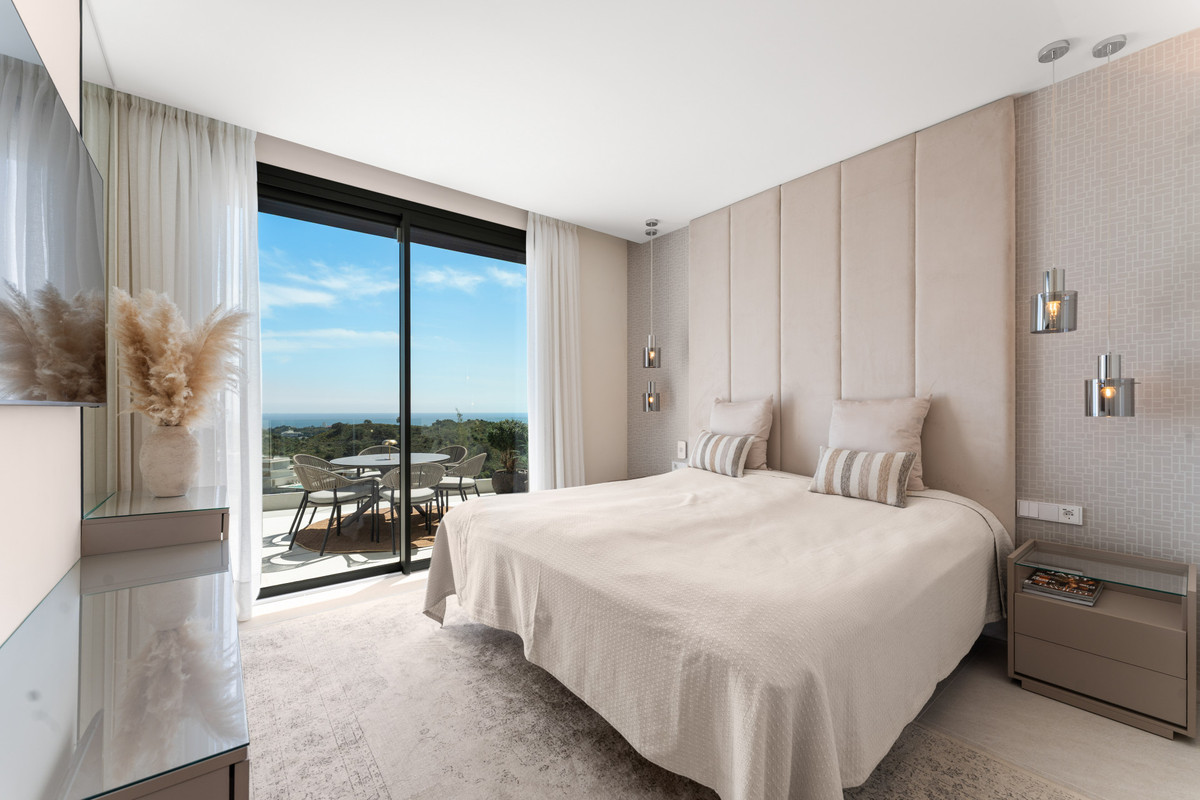 3 Bed Apartment for sale in Benahavís Costa Del Sol, Málaga, Spain