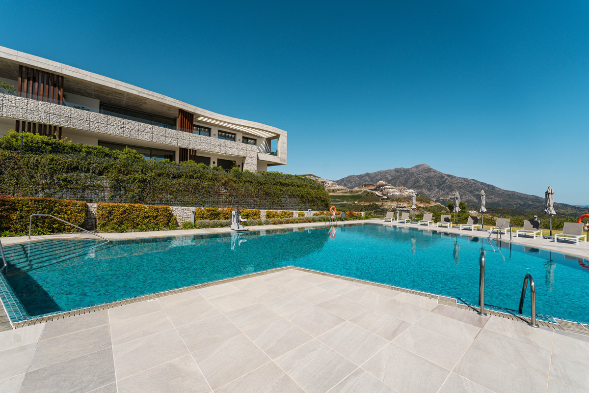 3 Bed Apartment for sale in Benahavís Costa Del Sol, Málaga, Spain