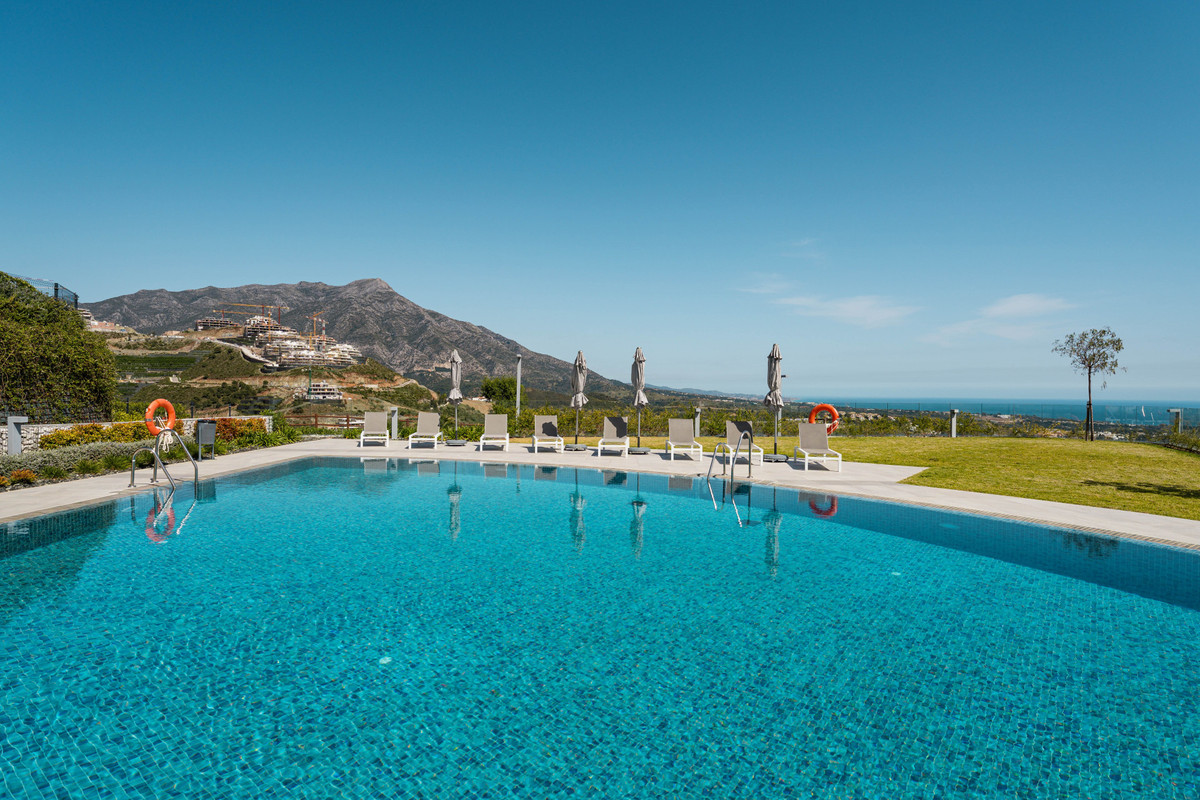 3 Bed Apartment for sale in Benahavís Costa Del Sol, Málaga, Spain